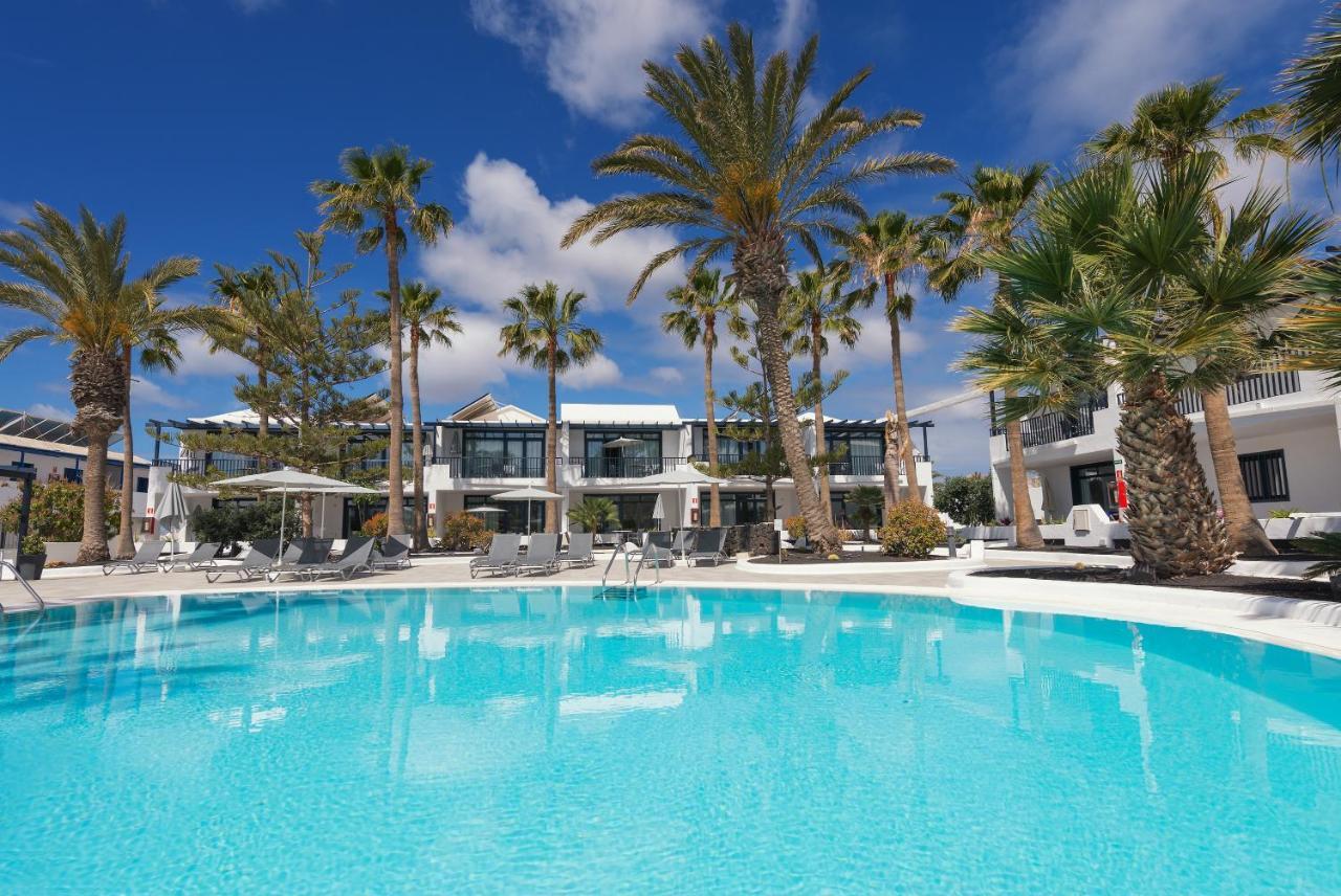 Apartamentos Playamar Puerto del Carmen  Exteriör bild